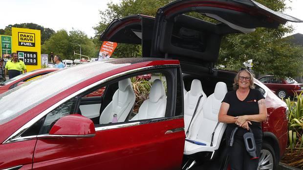 Electric cars pull the crowds in Whanganui