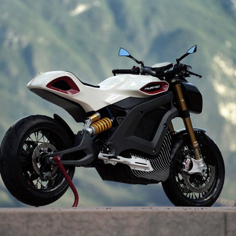 lacama 02 960x960 electric motorcycle 2 v2
